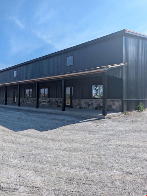 I-43 Business Suites