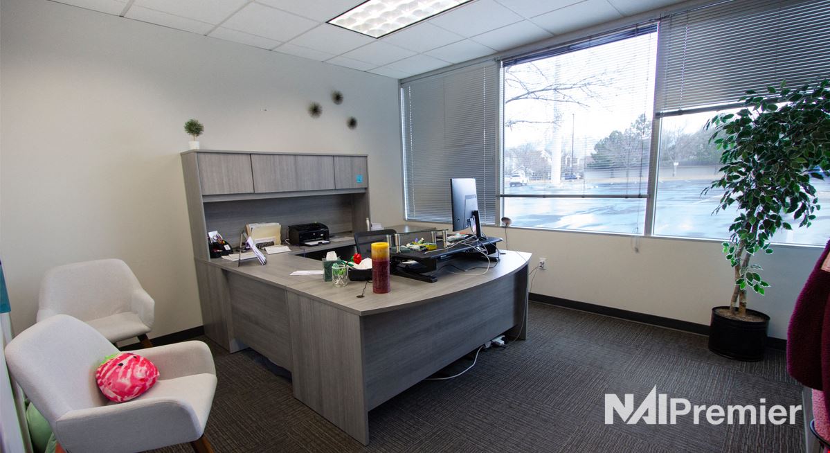 Riverboat Road Office