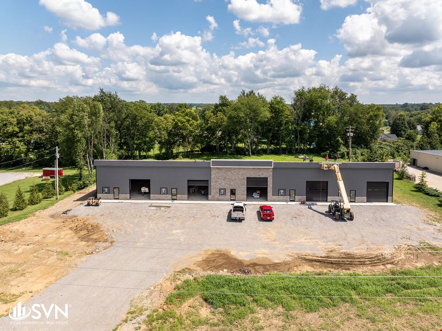 New 2,000 - 10,000 SF Retail / Warehouse Available