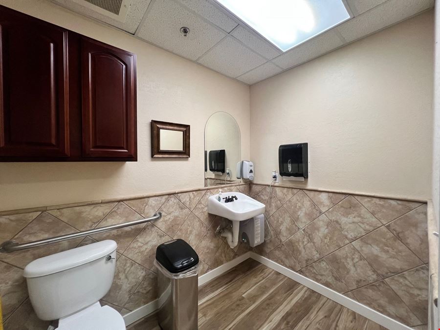 Baywood Square Professional Park 17A