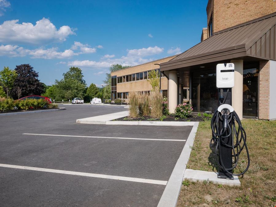 Bolton Square Offices - For Lease - Starting at $12.50/RSF!