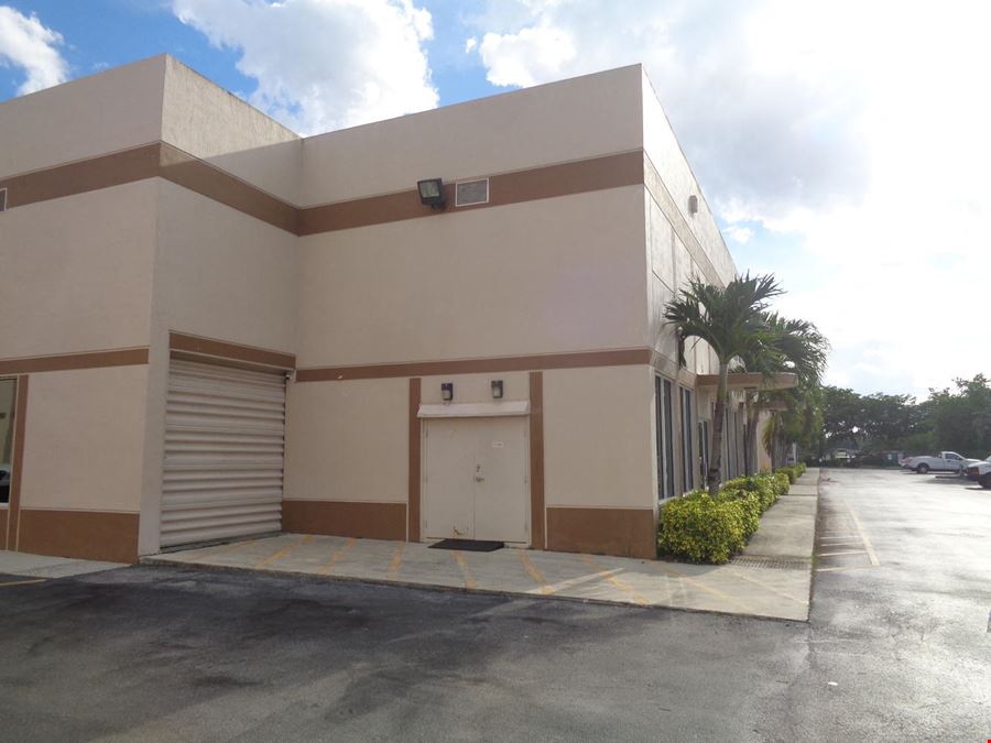 Coral Springs’s Horizon Center Unit 204