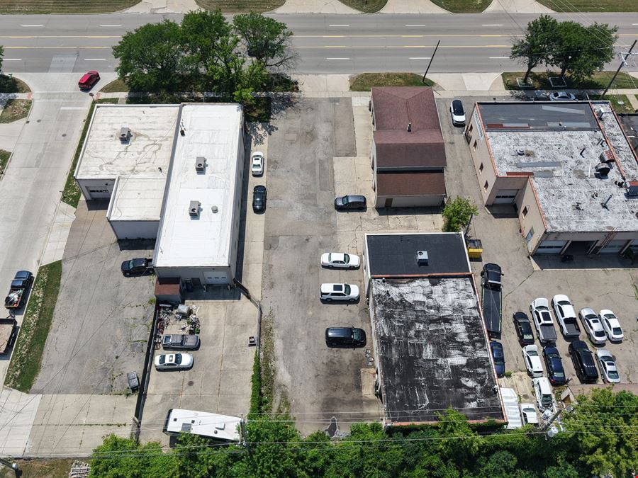 32432 Eight Mile Road, Farmington Hills