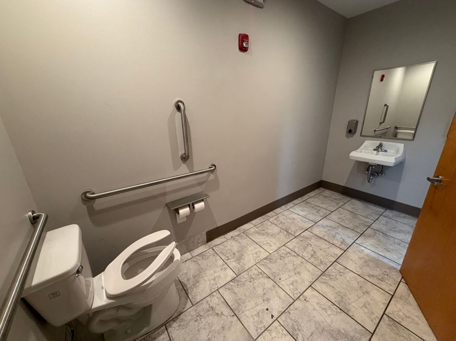 Wilson Dr - Renovated Office Space