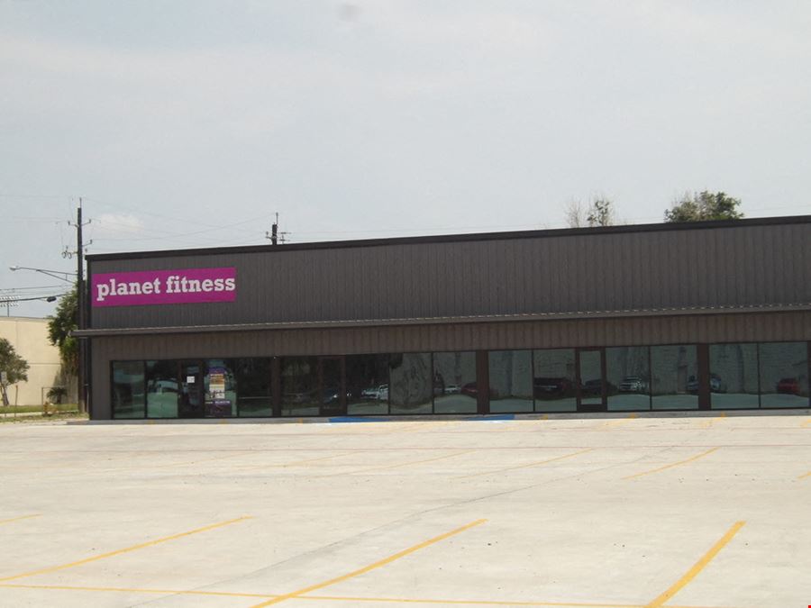 Planet Fitness Plaza