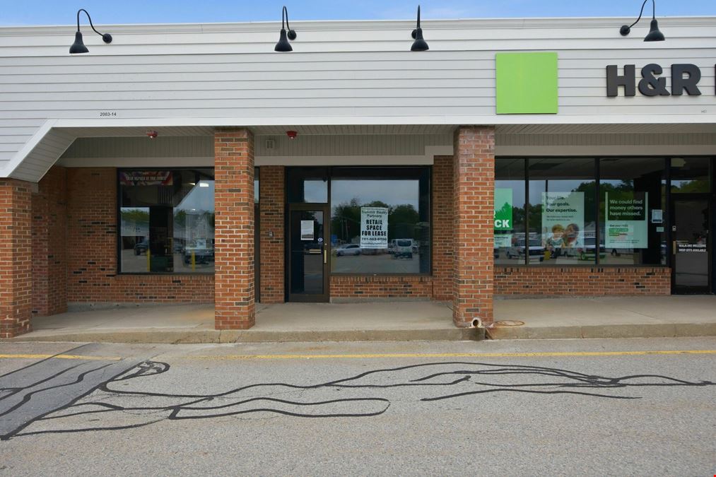 Stow, MA - Stow Shopping Center