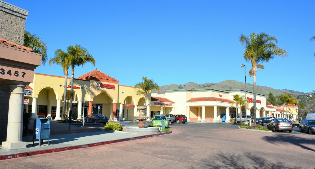 Country Club Villa Shopping Center