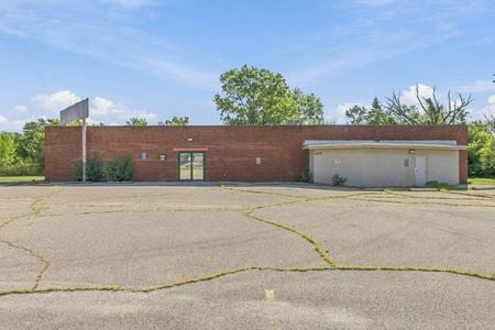 Preview of Retail space for Sale at 4858 S Clifton Ave