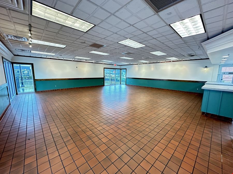 High-Visibility Restaurant Location Serving Morehead City and the Crystal Coast