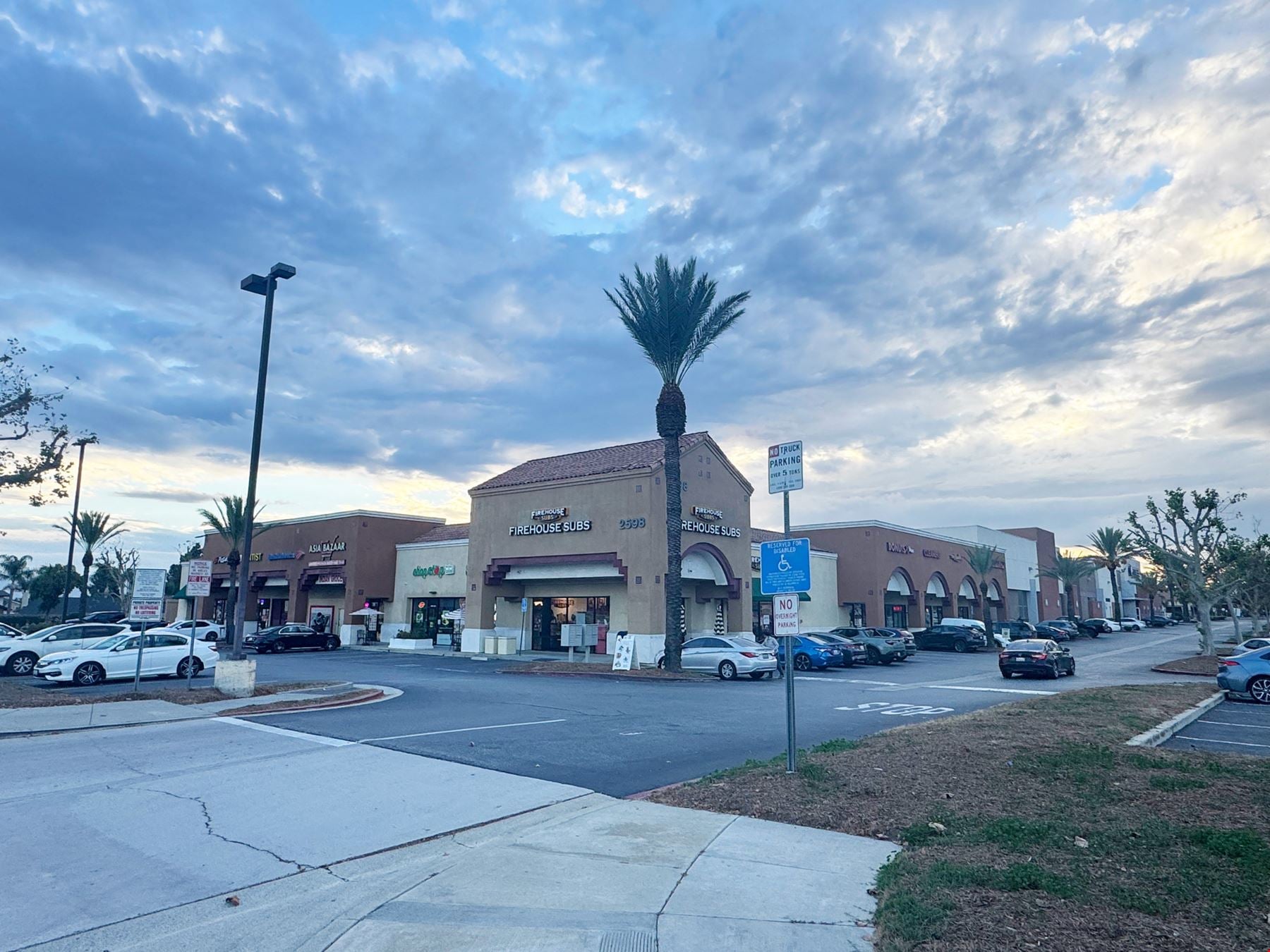 Pacific Plaza Shops by 24 Hour Fitness
