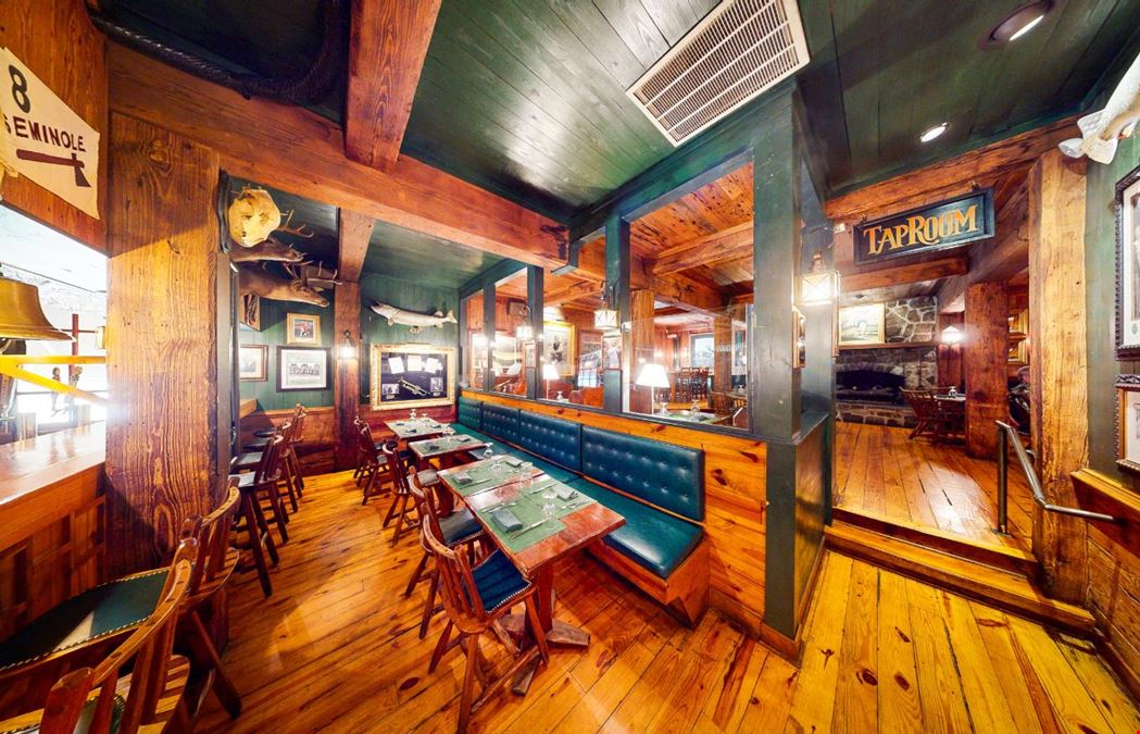 Sam Snead's Tavern