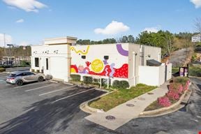 Cozy Coop w/ Drive Thru | Atlanta MSA