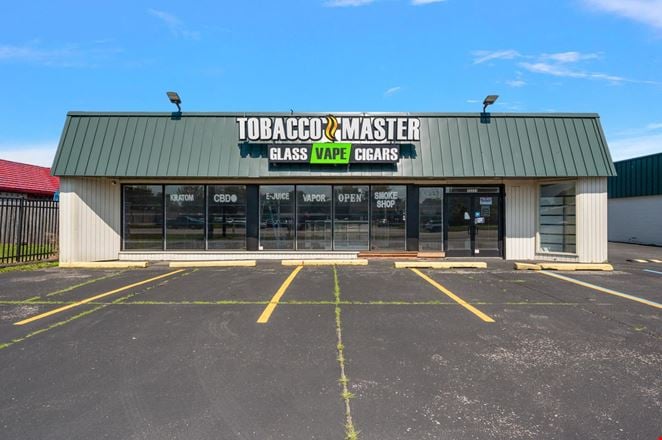 Preview of Retail space for Rent at 36333 Groesbeck Hwy