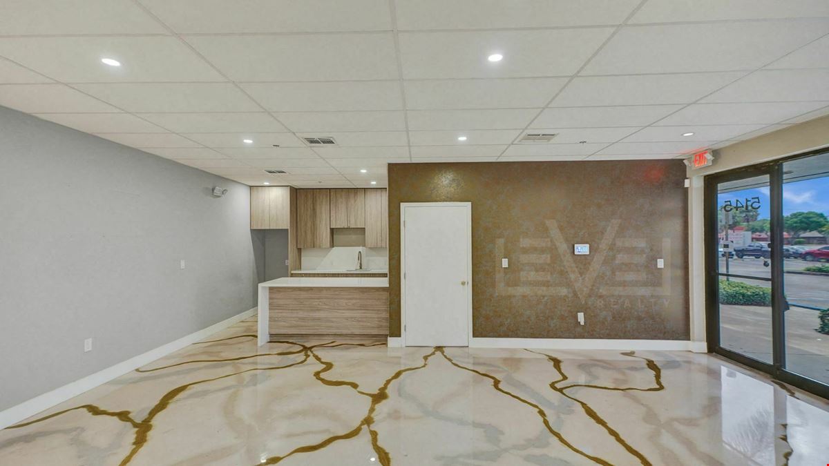 University Corner Unit - Retail