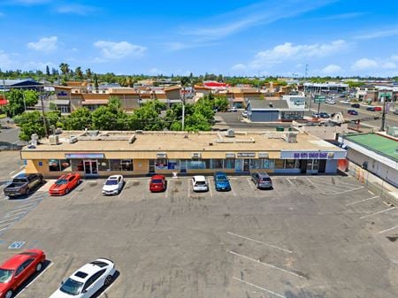 Preview of Retail space for Sale at 7206 Lindale Dr