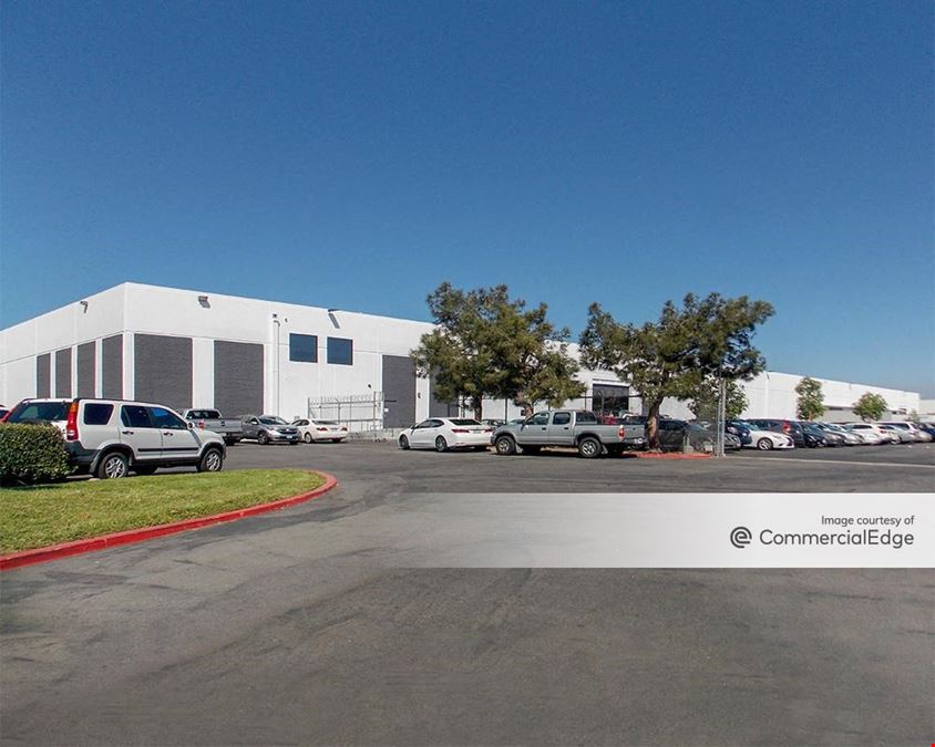 Harbor Gateway Business Center - 1585 MacArthur Blvd