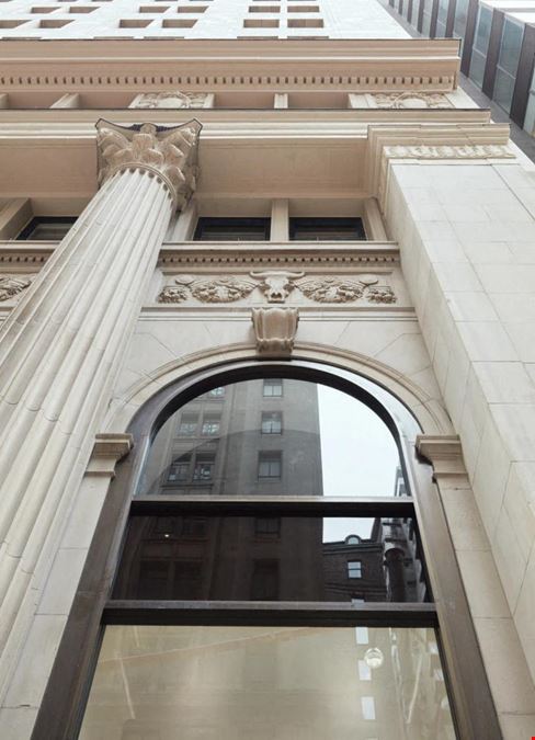 8 King Street East