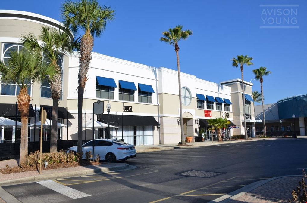 Colonial TownPark Office Above Retail