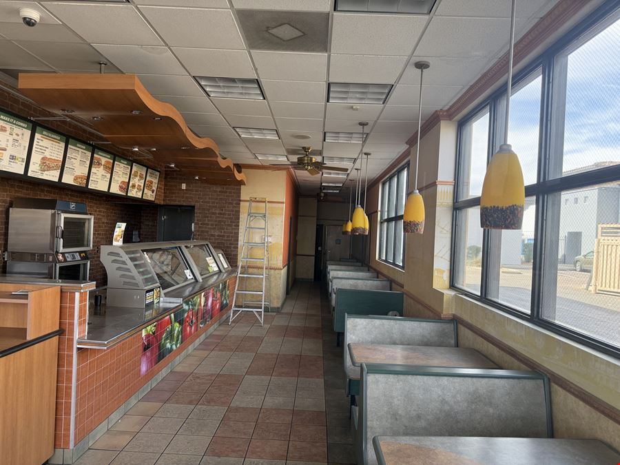 End-cap Available for Lease