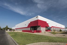94,885 SF Building w/Large Yard