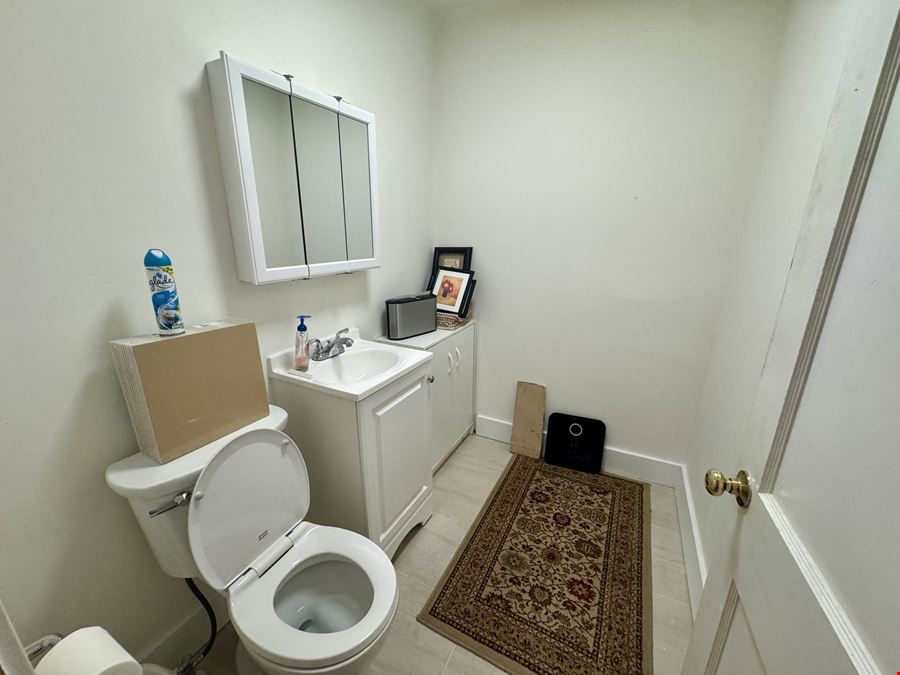Professional Office on 13th St | 1,457 Sq Feet