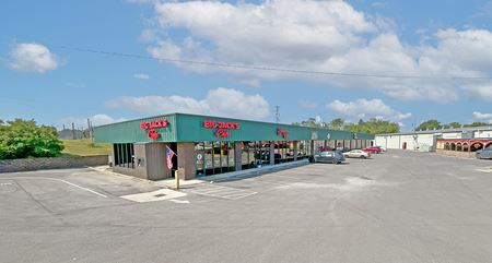 Preview of commercial space at 1008-1052 Eagle Lake Drive