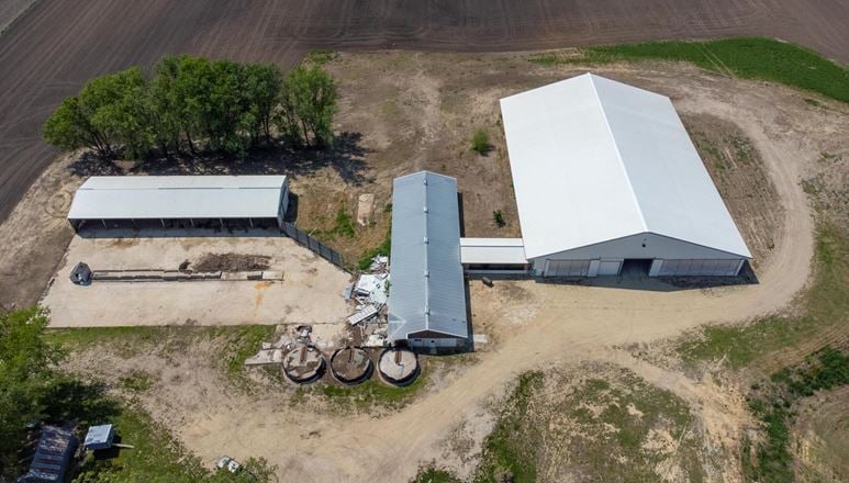 Preview of Industrial space for Sale at 56841 270th Ave 