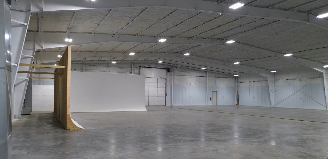 24,800 SF - 5 Paved Acres - Interstate 55