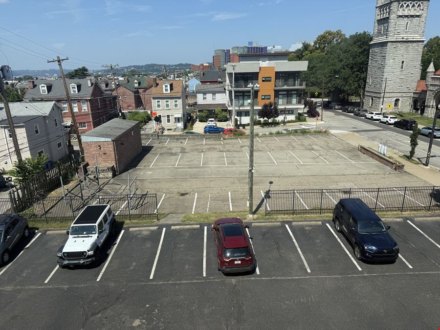 For Lease | 6,000 SF Office Space