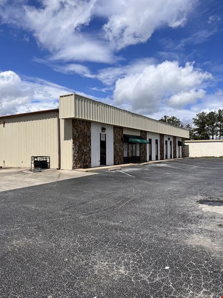 Preview of Commercial space for Rent at 7501 Jonesboro Road