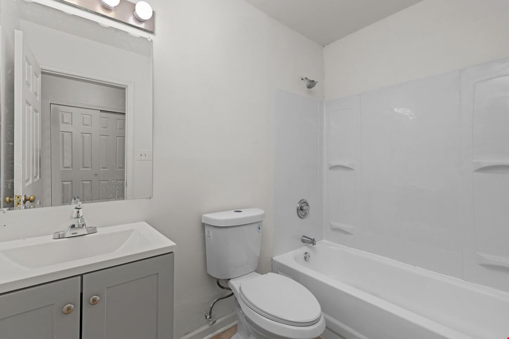 Benton Street Apartments