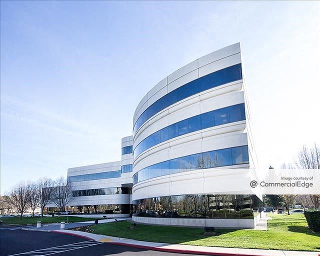 Signature Center I
