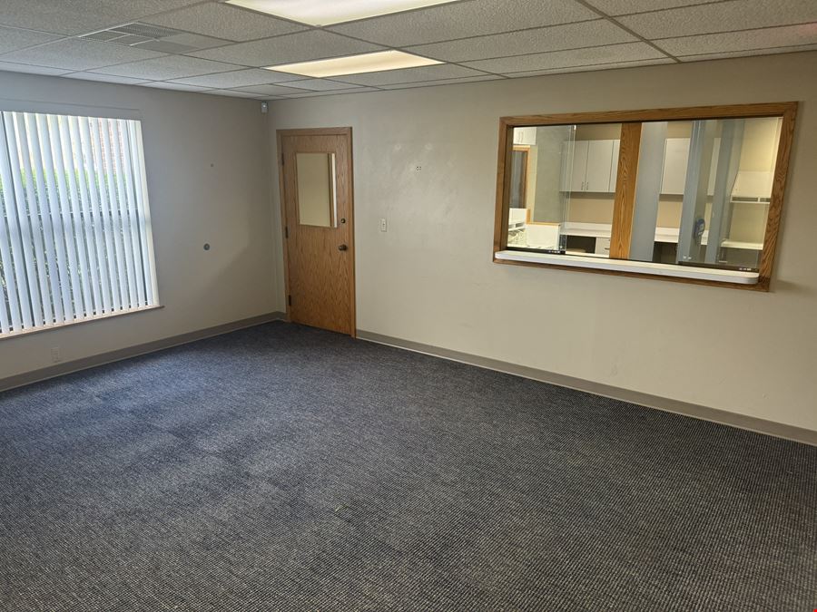 Anchor Bay Professional Plaza