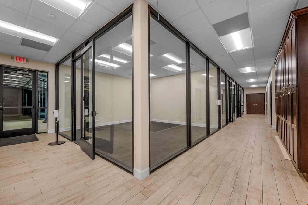 Prime Professional Office Space Located in NW Fresno