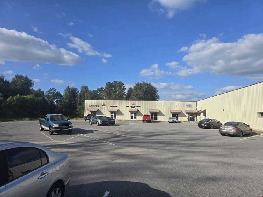 10/90 Industrial Park Retail