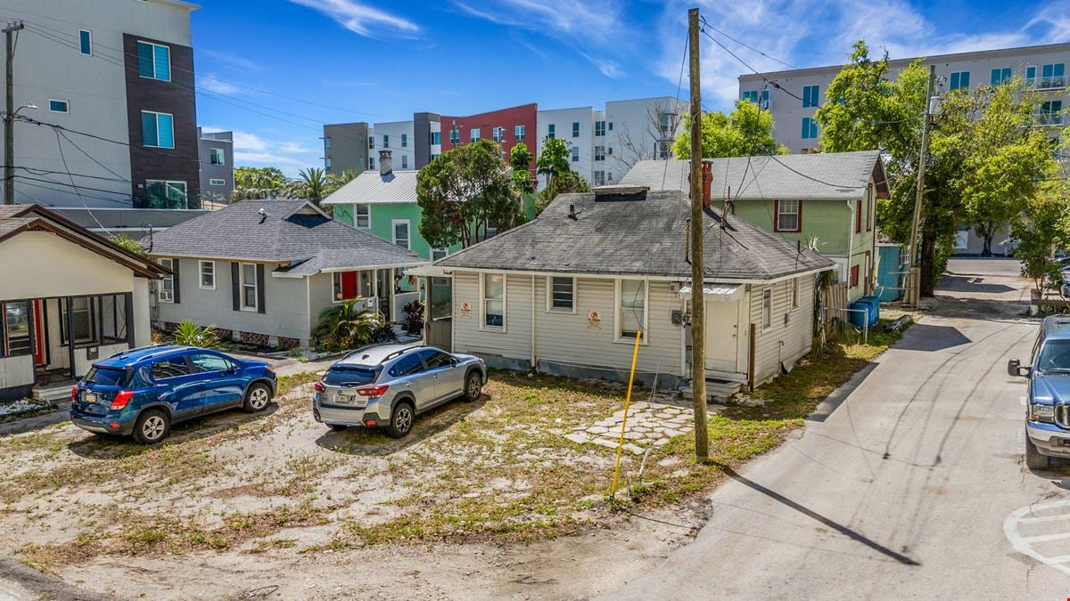 7 South Rhoda Court