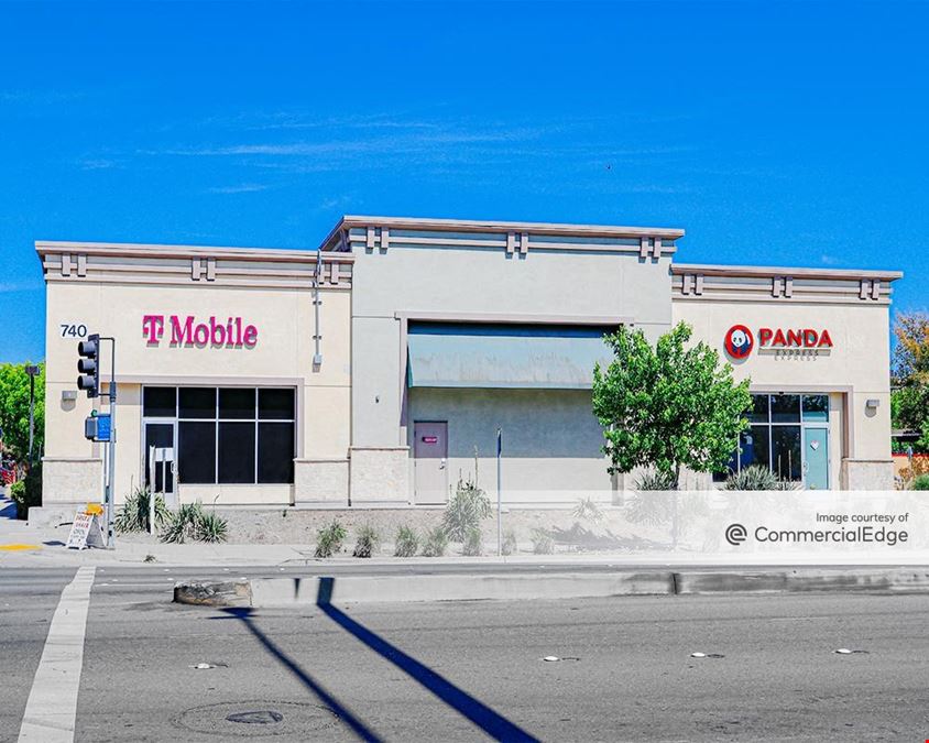 Stony Point Plaza - 740, 750 & 760 Stony Point Road