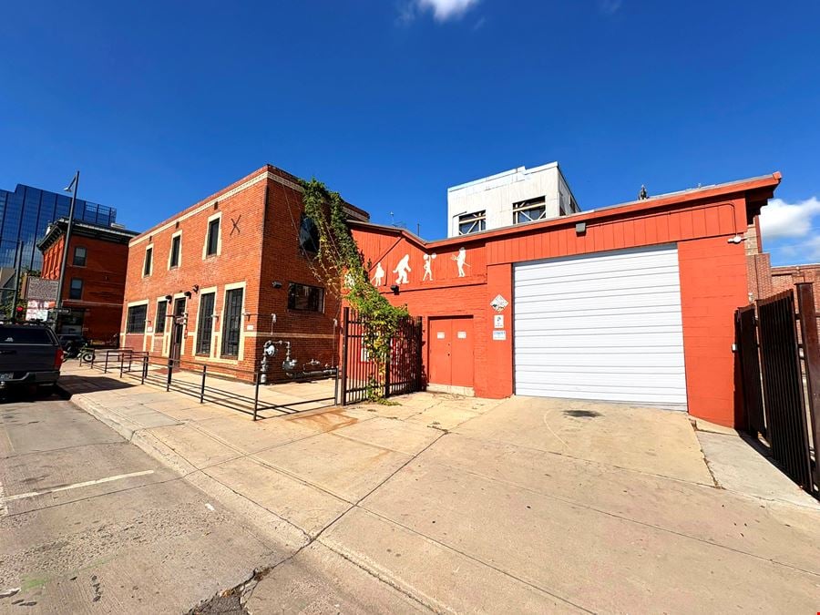 2201 Arapahoe St