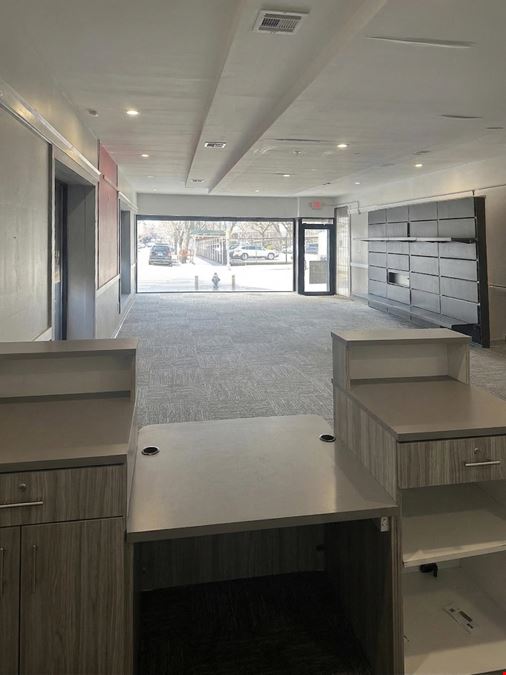 1,800 SF | 100 Manhattan Avenue | Move-In Ready Retail\Office Space with Basement for Lease