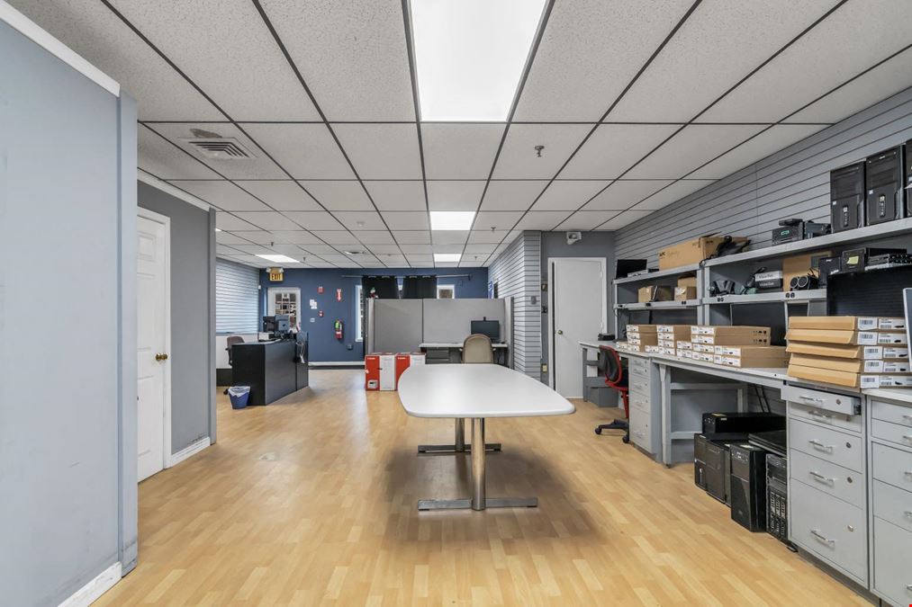 Two-level Commercial Condominium for Sale in Dracut, MA