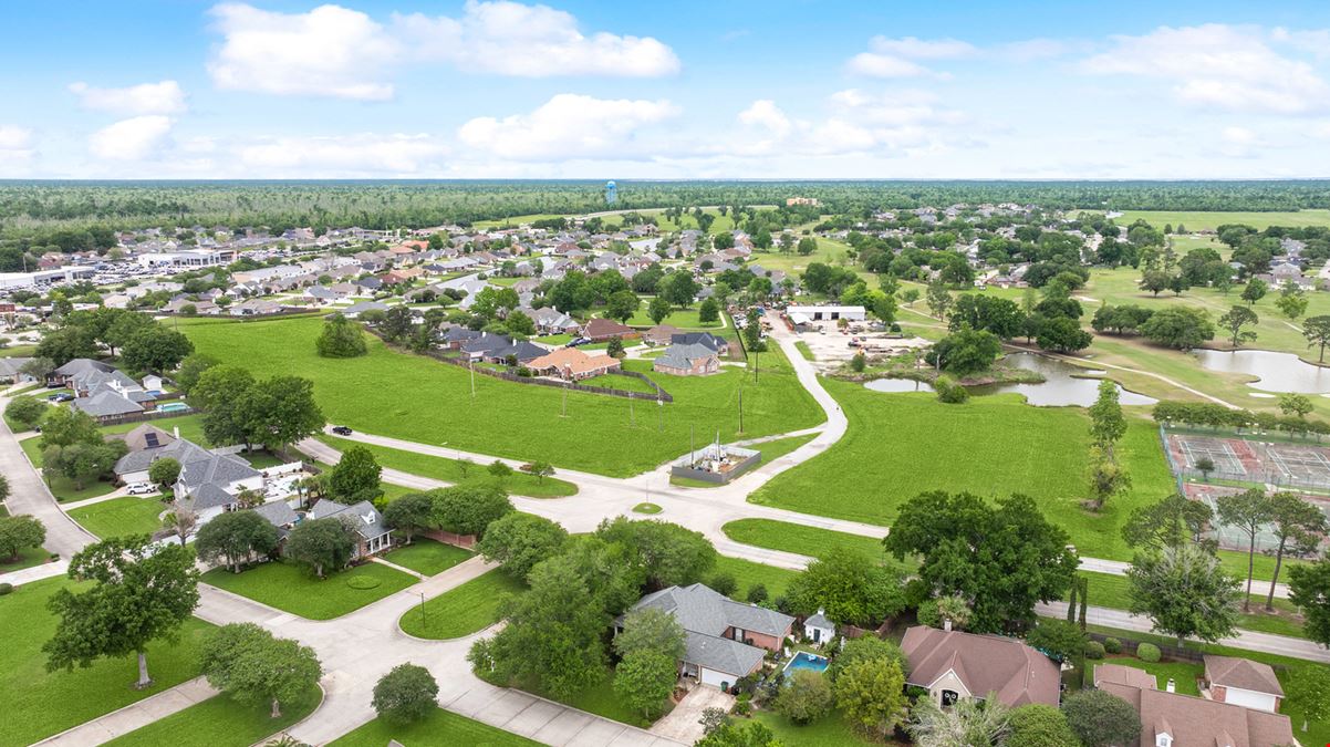8.8628+/1 Acres Fairway Drive