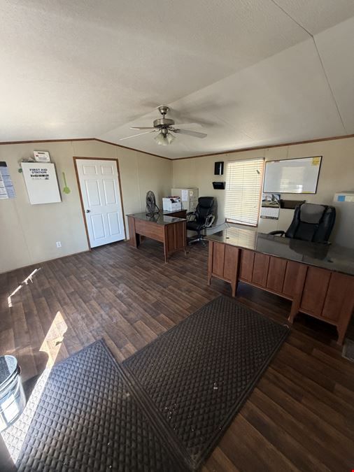 6,400 SF on 10 Acres: Service the Permian from Big Lake