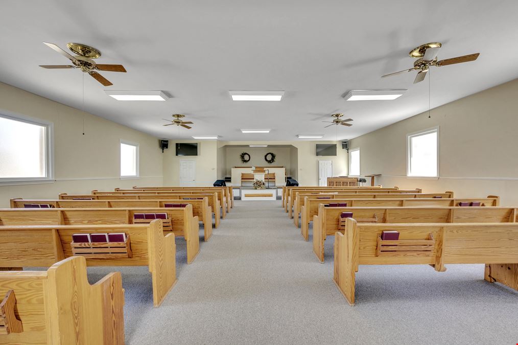 7026 Church Rd, Gardendale, AL 35071