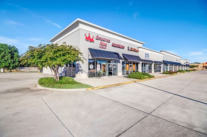 Preview of Retail space for Rent at 4970 Barksdale Boulevard