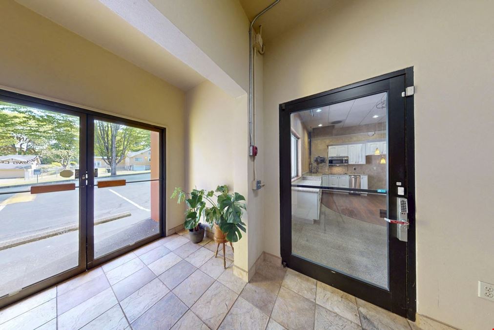 2607 Martin Way