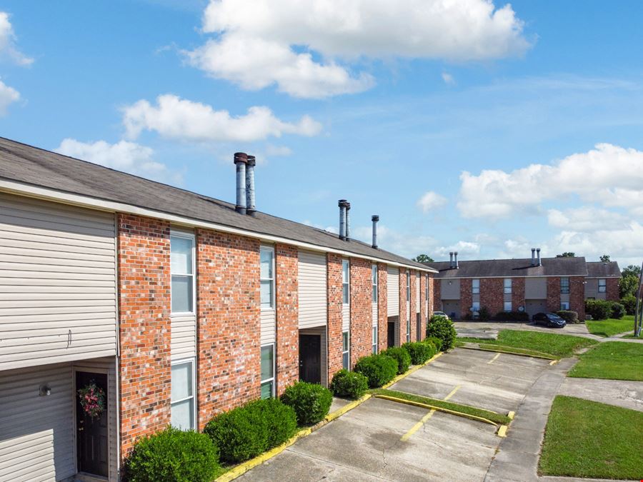 Stabilized 7-Unit Multifamily near Baton Rouge Health Corridor