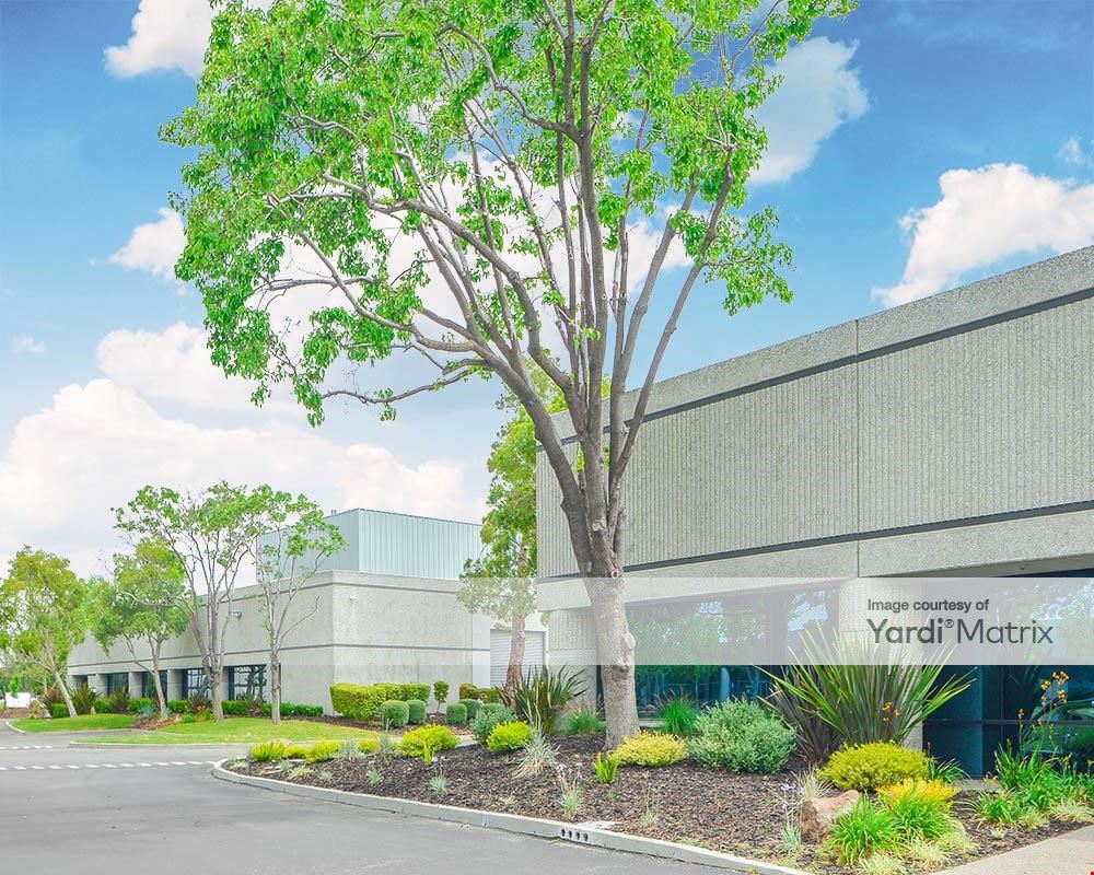 Prologis Park Bayside - 47420-36 & 47444-60 Fremont & 3754-66 Spinnaker & 47485, 47493-517 Seabridge