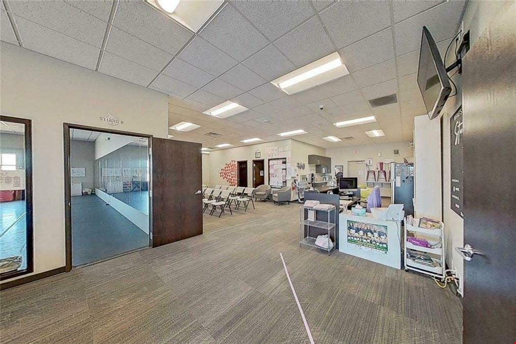 8806 St. Martin Blvd #102-105