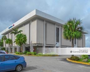 3661 W Oakland Park Blvd