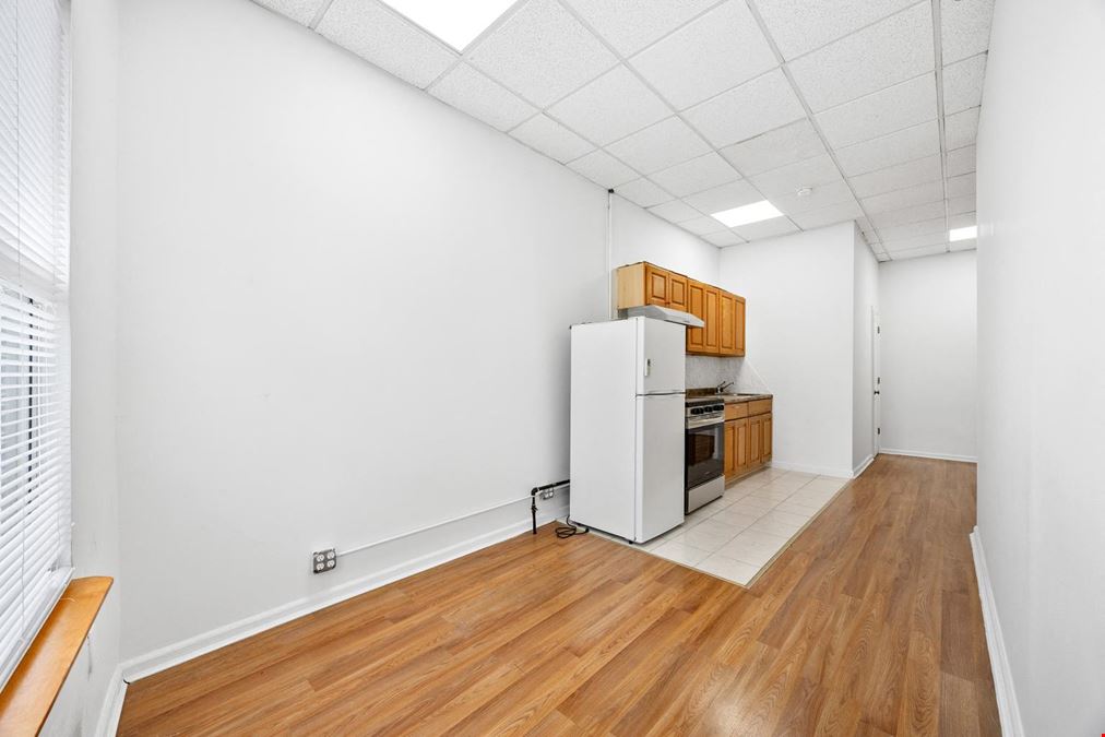 152-26/28 Northern Blvd